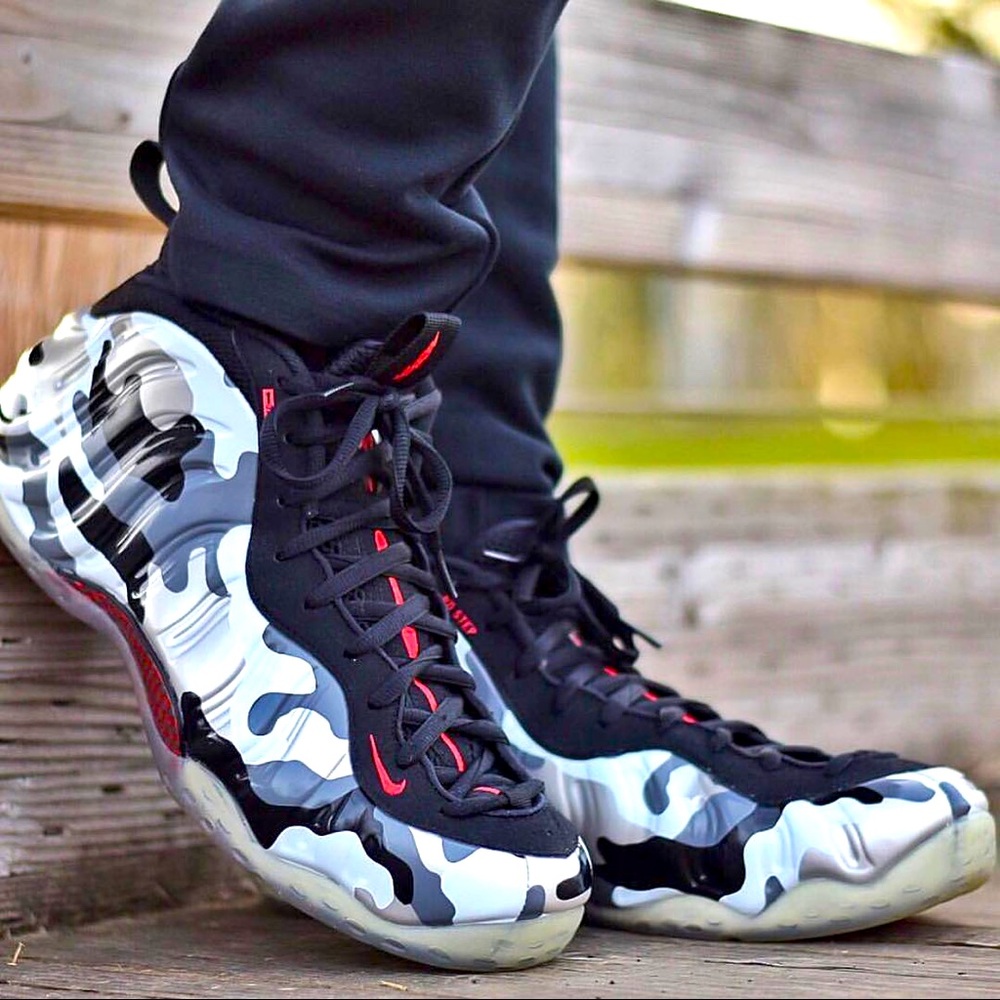 Nike Air Foamposite One Fighter Jet